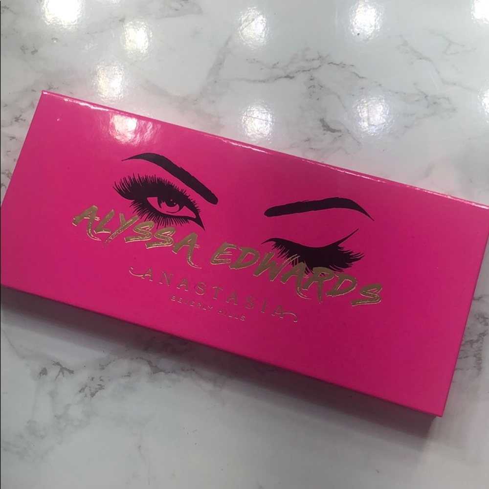 ABH x Alyssa Edwards Palette